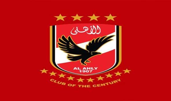 الأهلي بهدّد بالتخلي عن الدوري إذا لم يتم تأمين حكام أجانب لمباراته مع الزمالك