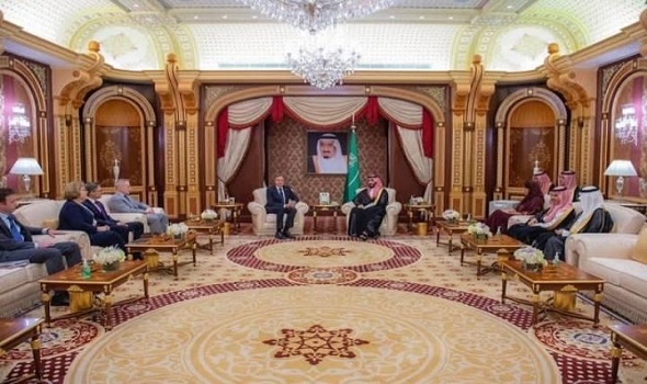 مُباحثات بين ولي العهد السعودي ووزير الخارجية الأميركي لتعزيز العلاقات الثنائية بين البلدين وأوجه التعاون في مختلف المجالات