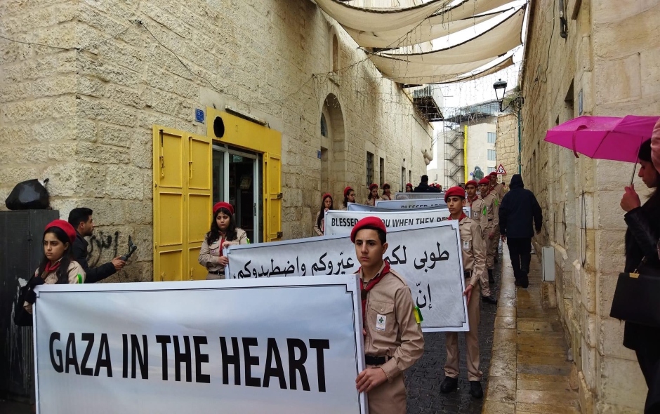 بيت لحم تلغي أحتفالات الميلاد إحتجاجاً على الحرب الإسرائيلية ضد الفلسطينيين في قطاع غزة